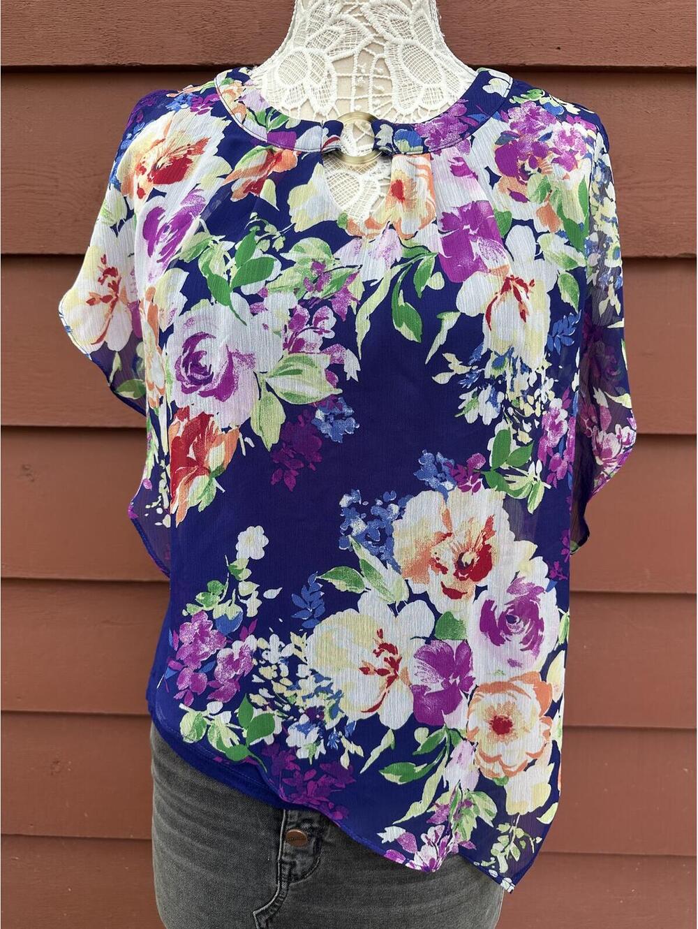 Apt.‎ 9 Floral Sheer Overlay Top with Navy Base